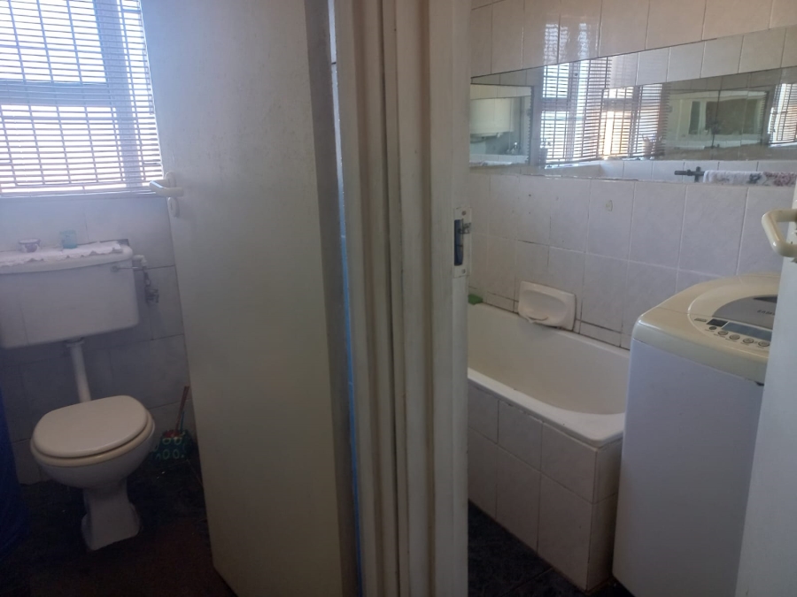 2 Bedroom Property for Sale in Westridge Western Cape
